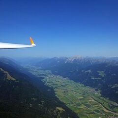 Flugwegposition um 09:32:06: Aufgenommen in der Nähe von Gemeinde Hermagor-Pressegger See, Österreich in 1662 Meter